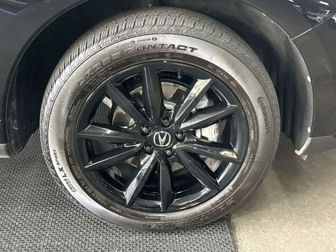 Used 2025 Acura RDX SH-AWD image 11