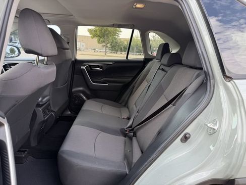 Certified 2019 Toyota RAV4 XLE FWD image 26