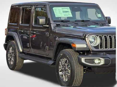 New 2026 Jeep Wrangler Unlimited Sahara AWD/4WD image 40