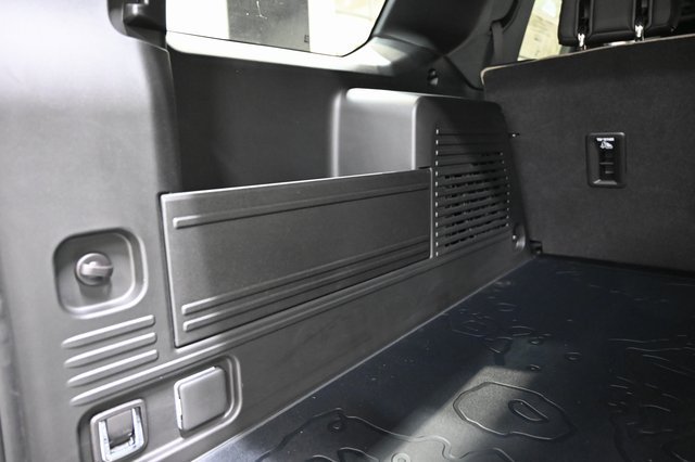New 2026 GMC Hummer EV SUV AWD/4WD image 33
