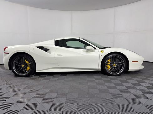 Used 2017 Ferrari 488 Spider RWD image 8
