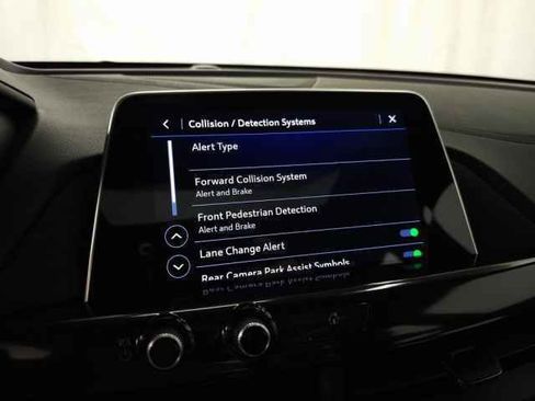 Certified 2023 Cadillac CT4 Luxury w/ Sun And Sound Package image 27