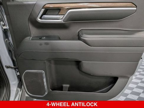 Used 2024 Chevrolet Silverado 1500 RST AWD/4WD image 29