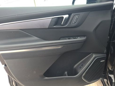 Used 2025 Buick Enclave Sport Touring image 25