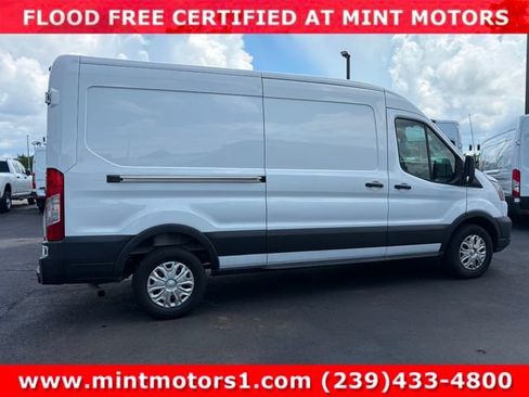 Used 2023 Ford Transit 250 Medium Roof RWD image 4
