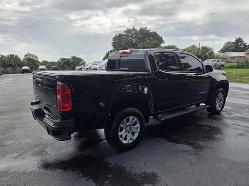 Used 2022 Chevrolet Colorado LT w/ LT Convenience Package image 9