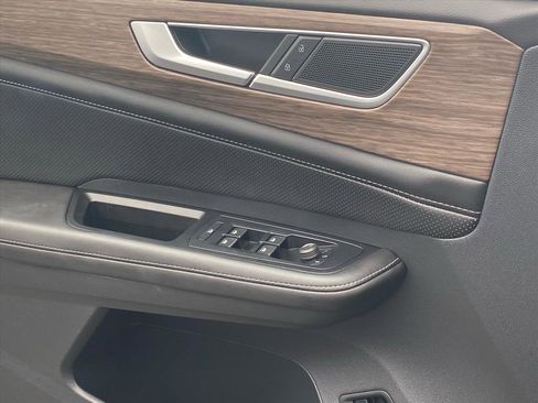 Certified 2024 Volkswagen Atlas SEL image 16