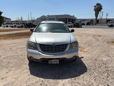 Used 2005 Chrysler Pacifica Touring FWD image 2