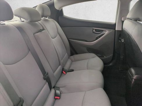 Used 2013 Hyundai Elantra GLS w/ Preferred Pkg FWD image 19