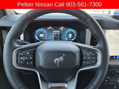 Used 2025 Ford Bronco Outer Banks AWD/4WD image 29