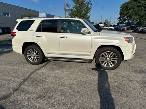 Used 2011 Toyota 4Runner Limited AWD/4WD image 2