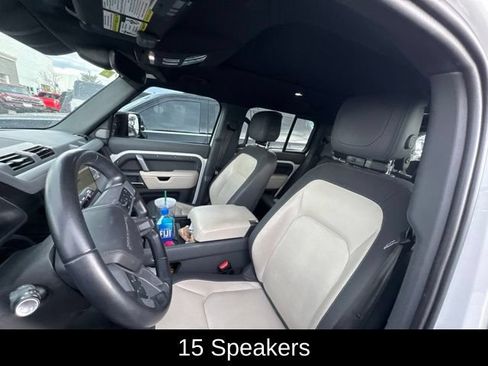 Used 2023 Land Rover Defender 130 X-Dynamic SE AWD/4WD image 6