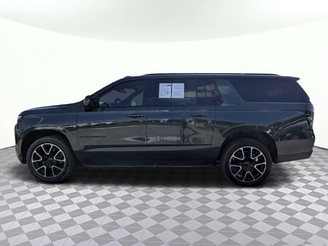 Used 2025 Chevrolet Suburban RST w/ Comfort Package RWD image 7