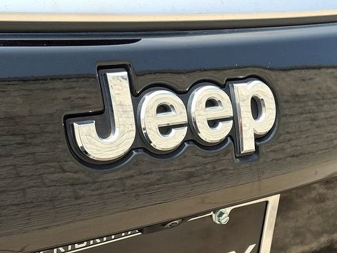 Used 2022 Jeep Compass Latitude w/ Convenience Group AWD/4WD image 28