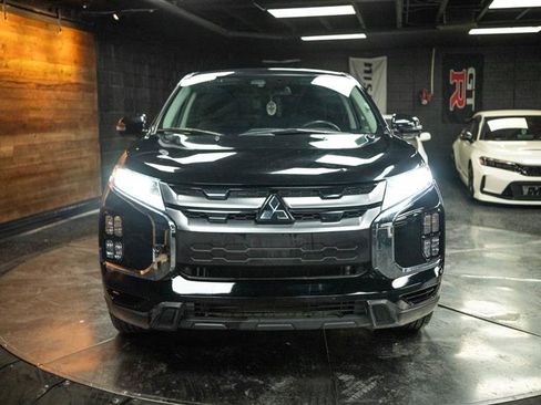 Used 2021 Mitsubishi Outlander Sport LE image 4