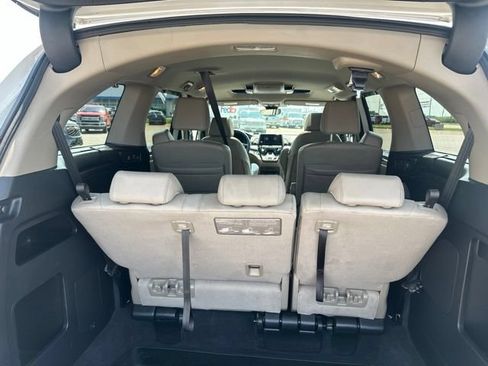 Used 2024 Honda Odyssey Touring image 23