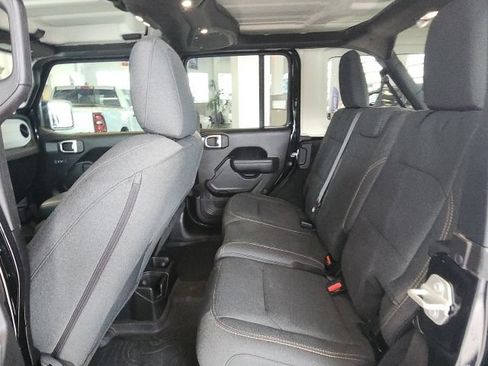 Used 2024 Jeep Wrangler Unlimited Sport AWD/4WD image 23