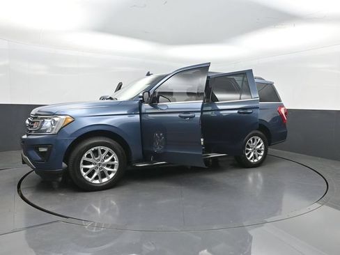 Used 2020 Ford Expedition XLT w/ Equipment Group 202A RWD image 40