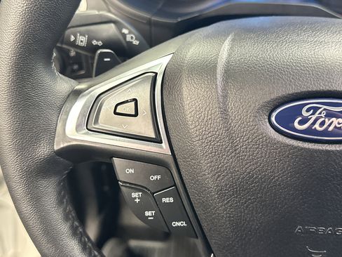 Used 2024 Ford Edge SEL w/ Convenience Package image 36