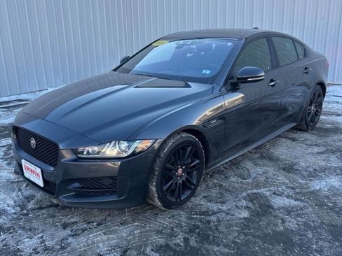 Used 2018 Jaguar XE R-Sport image 4