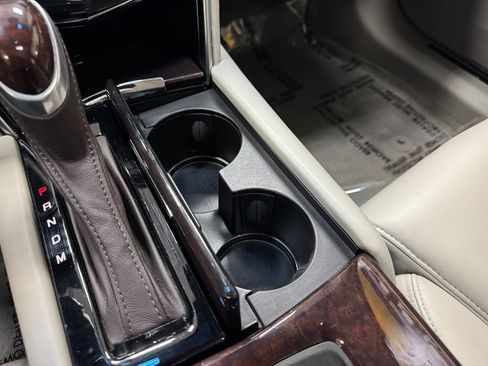 Used 2013 Cadillac XTS Platinum image 38