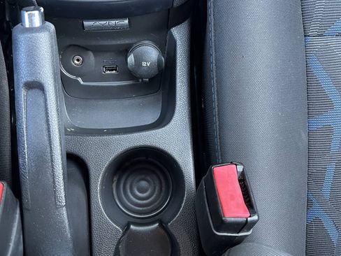 Used 2012 Ford Fiesta SE FWD image 24