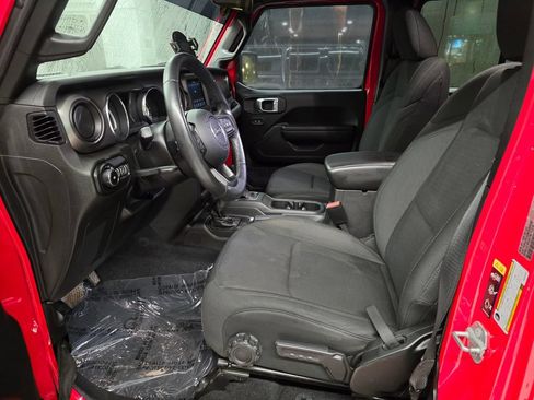 Used 2021 Jeep Wrangler Unlimited Sport AWD/4WD image 17