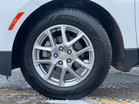 Used 2022 Chevrolet Equinox LT image 48