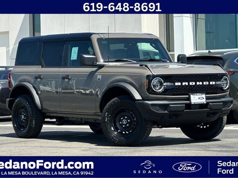 New 2026 Ford Bronco Big Bend AWD/4WD image 1