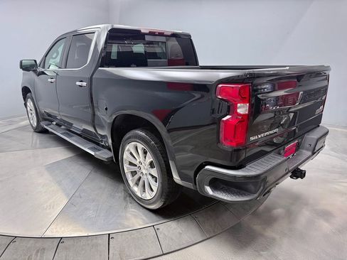 Used 2019 Chevrolet Silverado 1500 High Country w/ Technology Package image 7