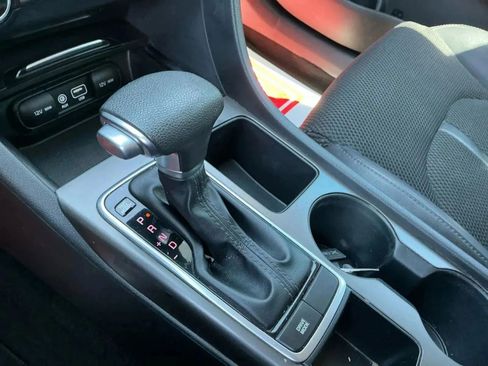 Used 2019 Kia Optima S w/ S Panoramic Sunroof Package image 31