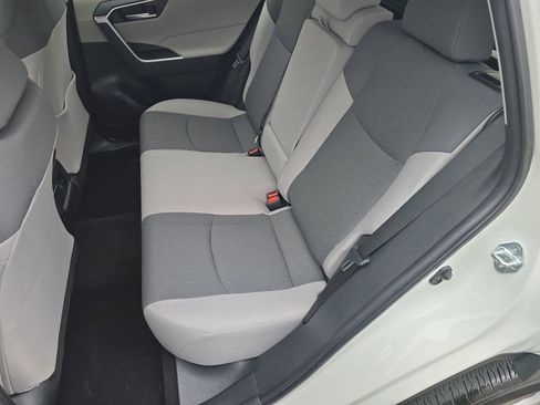 Used 2024 Toyota RAV4 XLE w/ Convenience Package image 20
