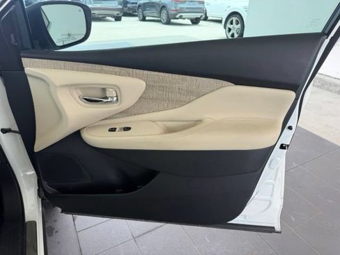 Used 2023 Nissan Murano SL w/ Cargo Package FWD image 36