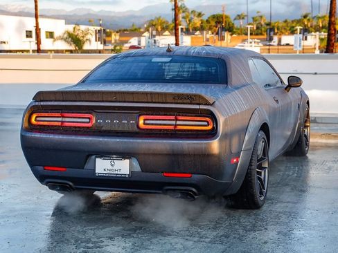 Used 2022 Dodge Challenger SRT Hellcat image 9