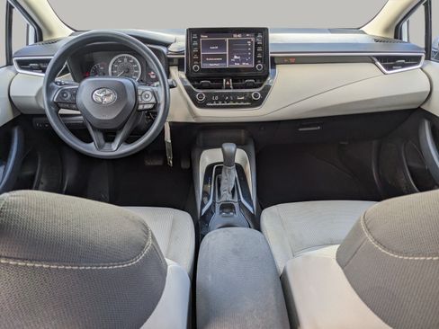 Used 2020 Toyota Corolla LE FWD image 13