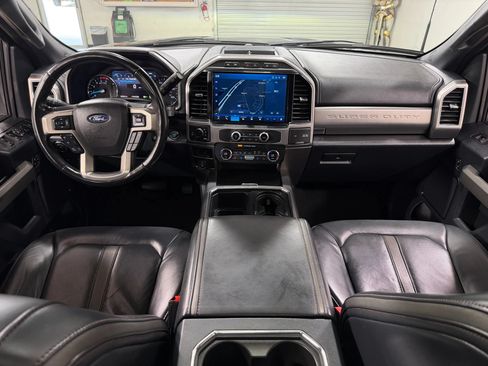 Used 2022 Ford F350 Platinum AWD/4WD image 21