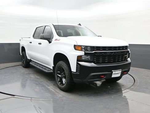 Used 2020 Chevrolet Silverado 1500 Custom Trail Boss w/ Custom Convenience Package AWD/4WD image 20