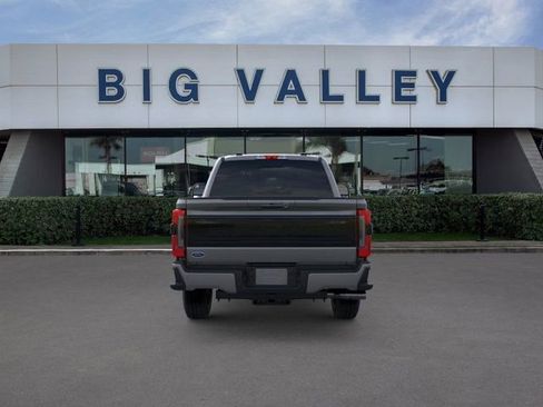 New 2025 Ford F250 Platinum w/ FX4 Off-Road Package image 5