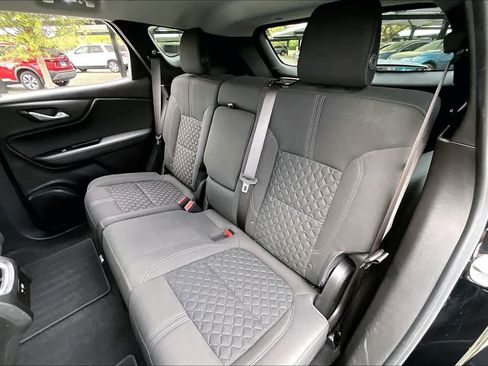 Used 2019 Chevrolet Blazer LT FWD image 21