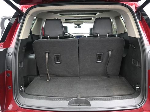 Used 2017 GMC Acadia Denali w/ Technology Package image 37