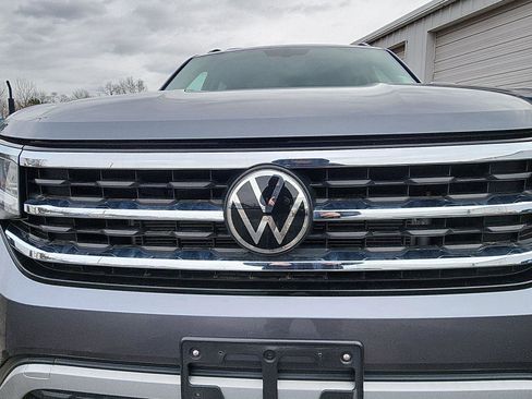 Used 2022 Volkswagen Atlas SE image 11