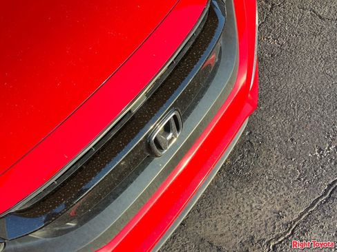 Used 2019 Honda Civic LX image 5