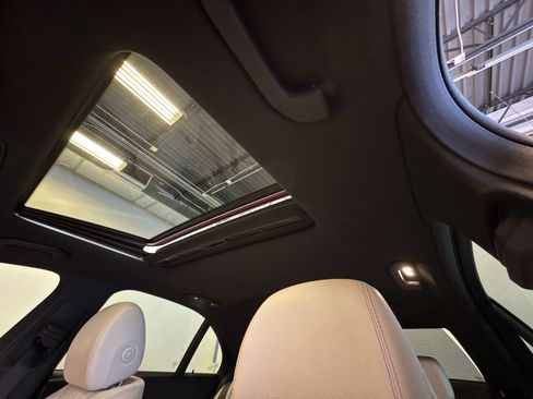 Used 2019 Mercedes-Benz E 450 4MATIC Sedan w/ Driver Assistance Package image 21