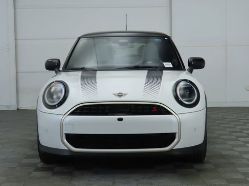 New 2026 MINI Cooper S image 2