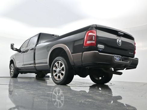 Used 2022 RAM 3500 Limited AWD/4WD image 44