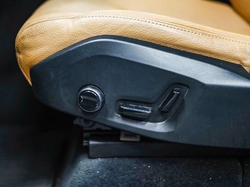 Used 2019 Volvo XC90 T6 Momentum w/ Protection Package Premier image 22