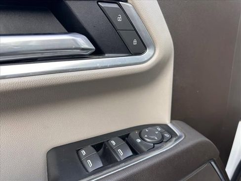 Used 2025 Chevrolet Silverado 1500 LT w/ Z71 Off-Road Package image 18