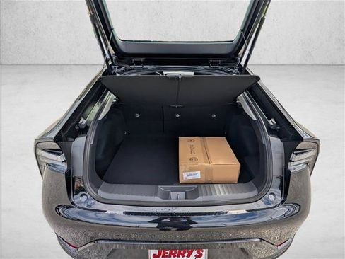 New 2026 Toyota Prius Plug-In Hybrid FWD image 8