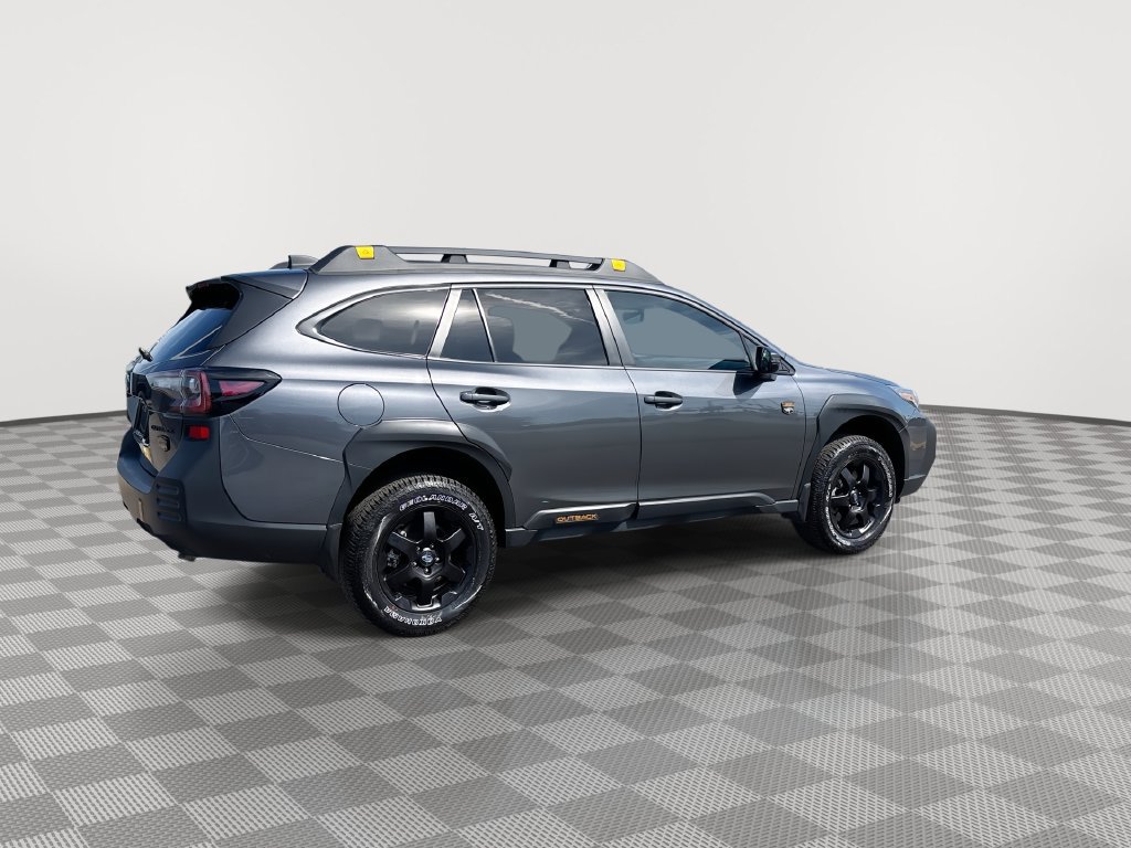 Used 2025 Subaru Outback Wilderness AWD/4WD image 12