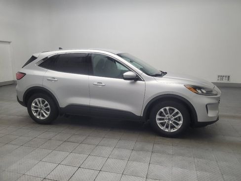 Used 2020 Ford Escape SE FWD image 11